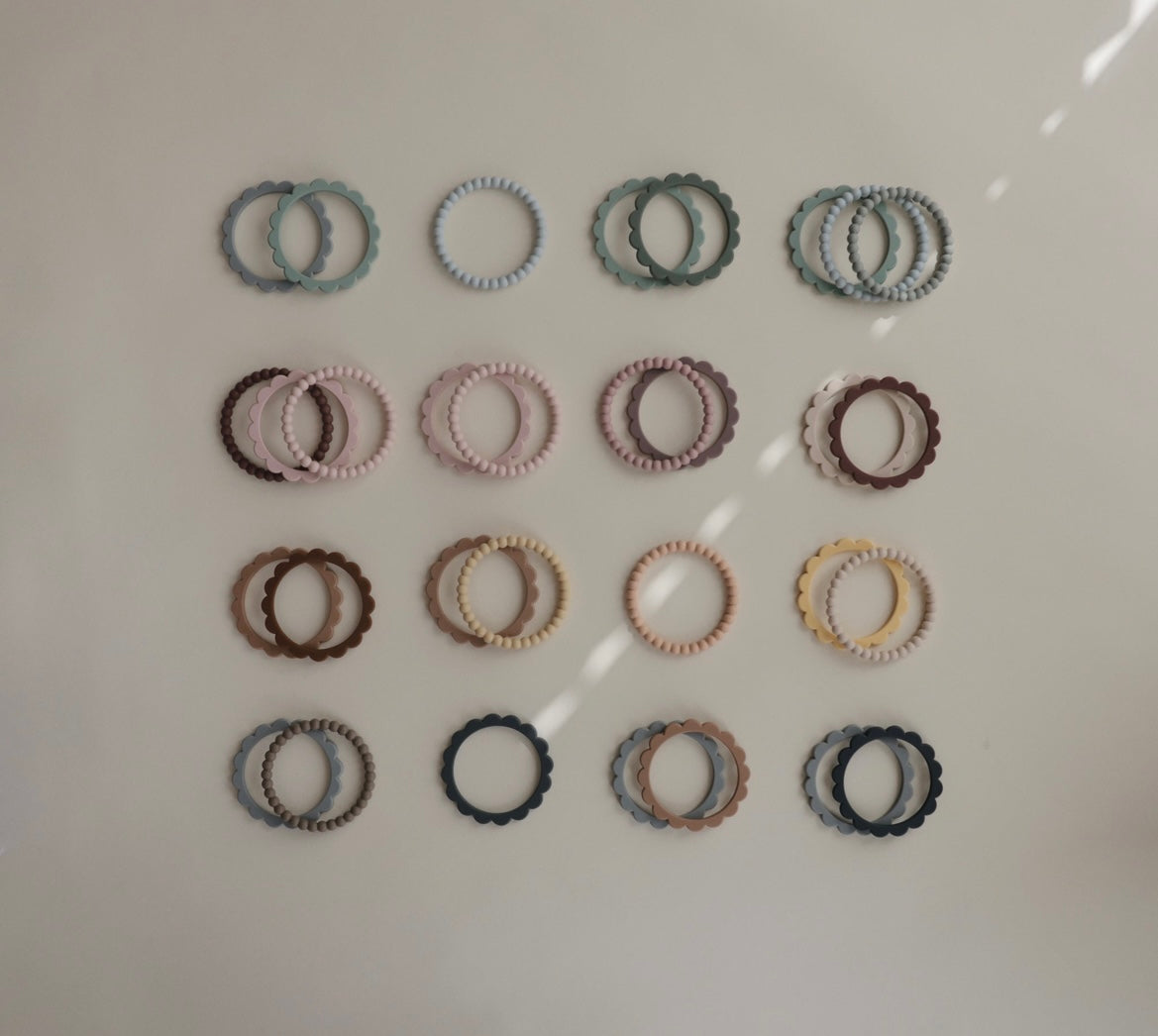 FLOWER TEETHING BRACELET || 3-PACK