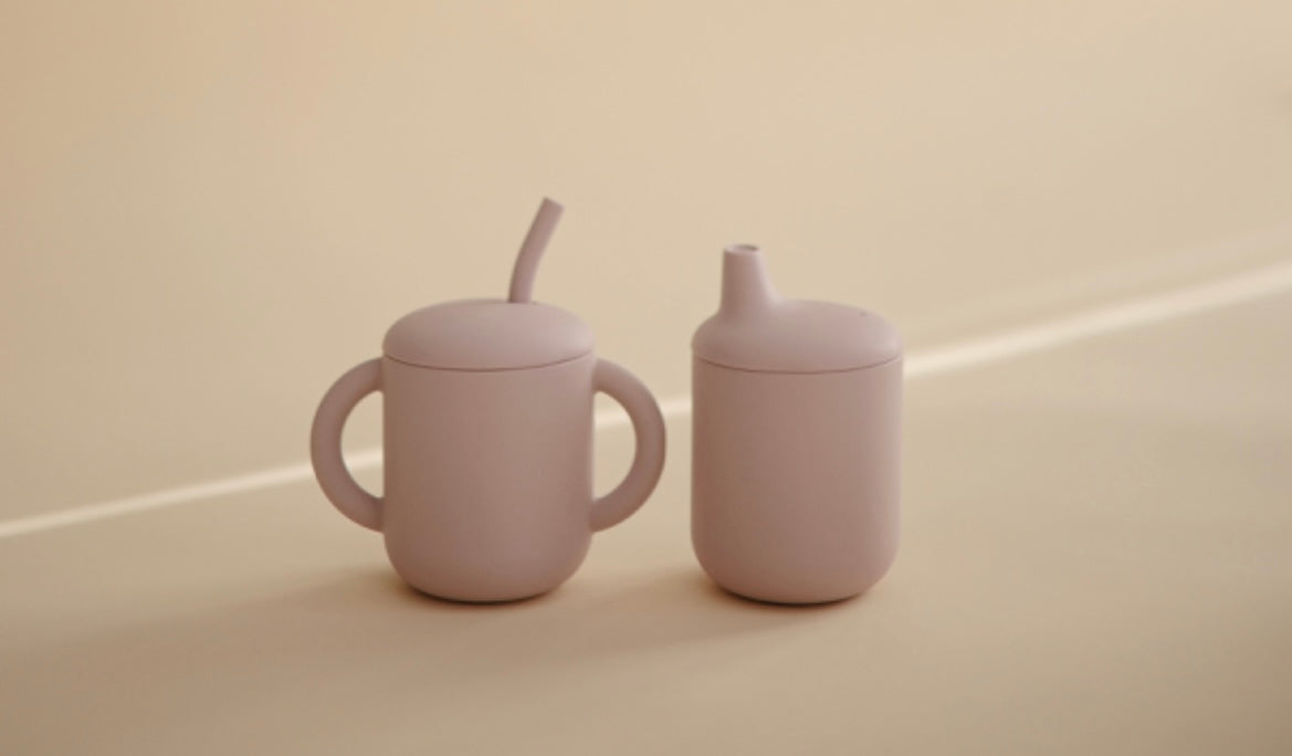 SILICONE TRAINING CUP + STRAW