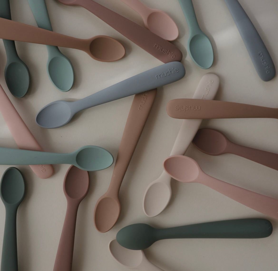 SILICONE FEEDING SPOONS 2-PK || Two-Tone