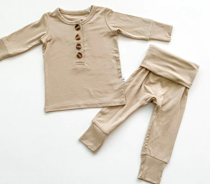 Bamboo Two-Piece Lounge Set || Tan