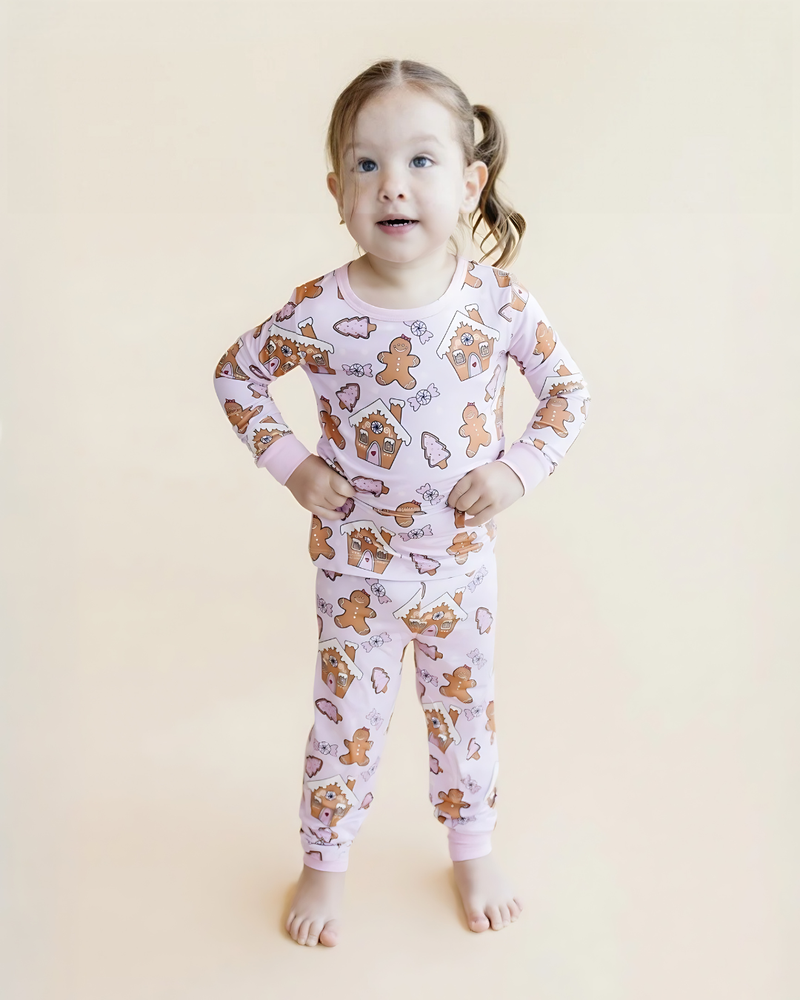 Christmas Kids Bamboo Two Piece Set | Gingerbread Cookies: 2T