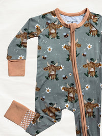 Daisy Mae Highland Cow Zippy Pajama: 0-3M
