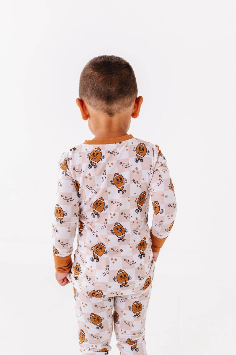 Pigskin Pals Kids Pajamas: 9/10Y