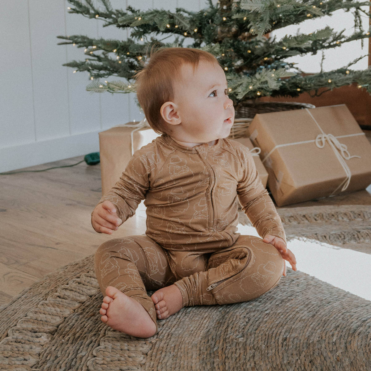 Ranch Santa | Bamboo Zip Romper : 0-3M