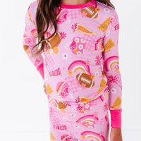 On Game Days We Wear Pink Kid Pajamas: 9/10Y